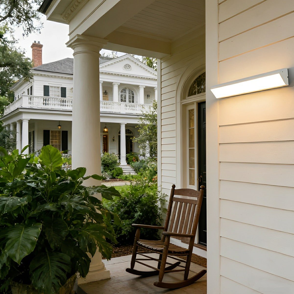 Modern LED Outdoor Wall Light, IP65, 40-150cm, CRI 90