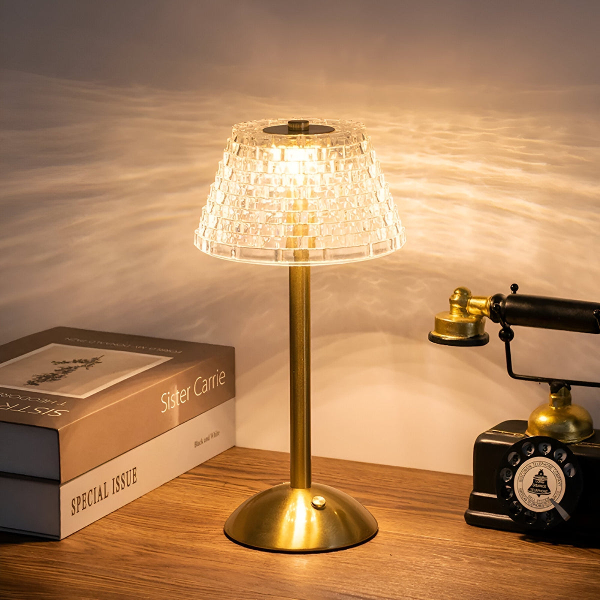 Cordless Art Deco Table Lamp with Crystal Glass Shade
