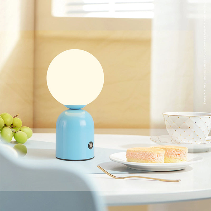 Minimalist USB Table Lamp with Stepless Dimming, 200lm