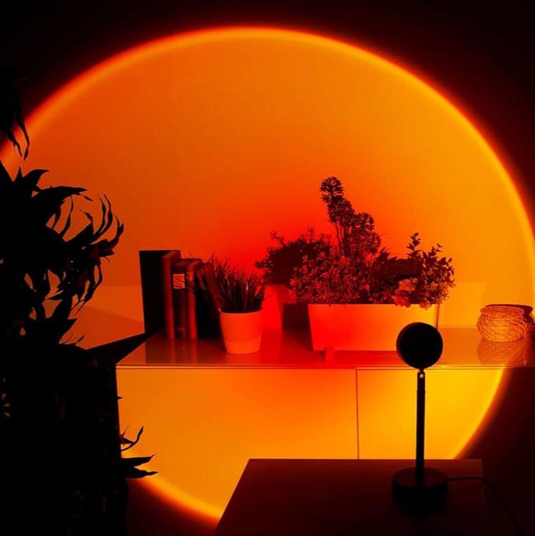 Sunset Projector Table Lamp with 360-Degree Rotating Head