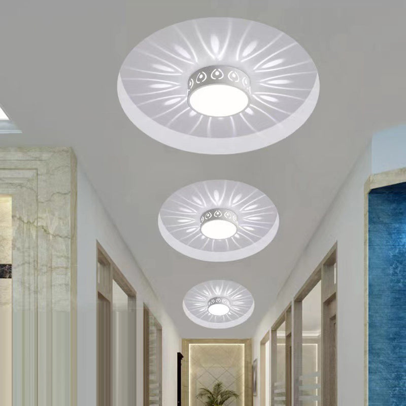 Scandinavian Round Ceiling Light with Shadow Pattern Effect
