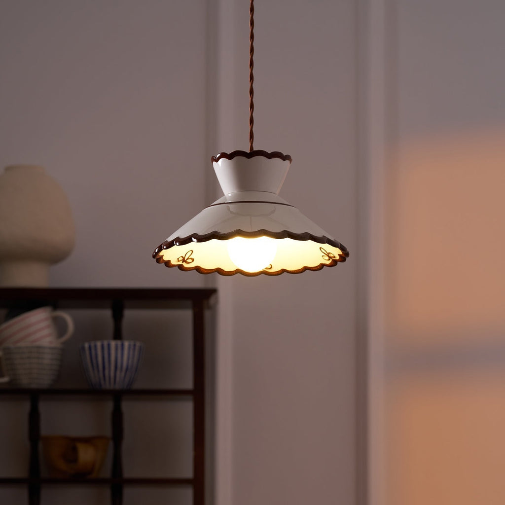Retro Ceramic Pendant Light with Wavy Rim, E27