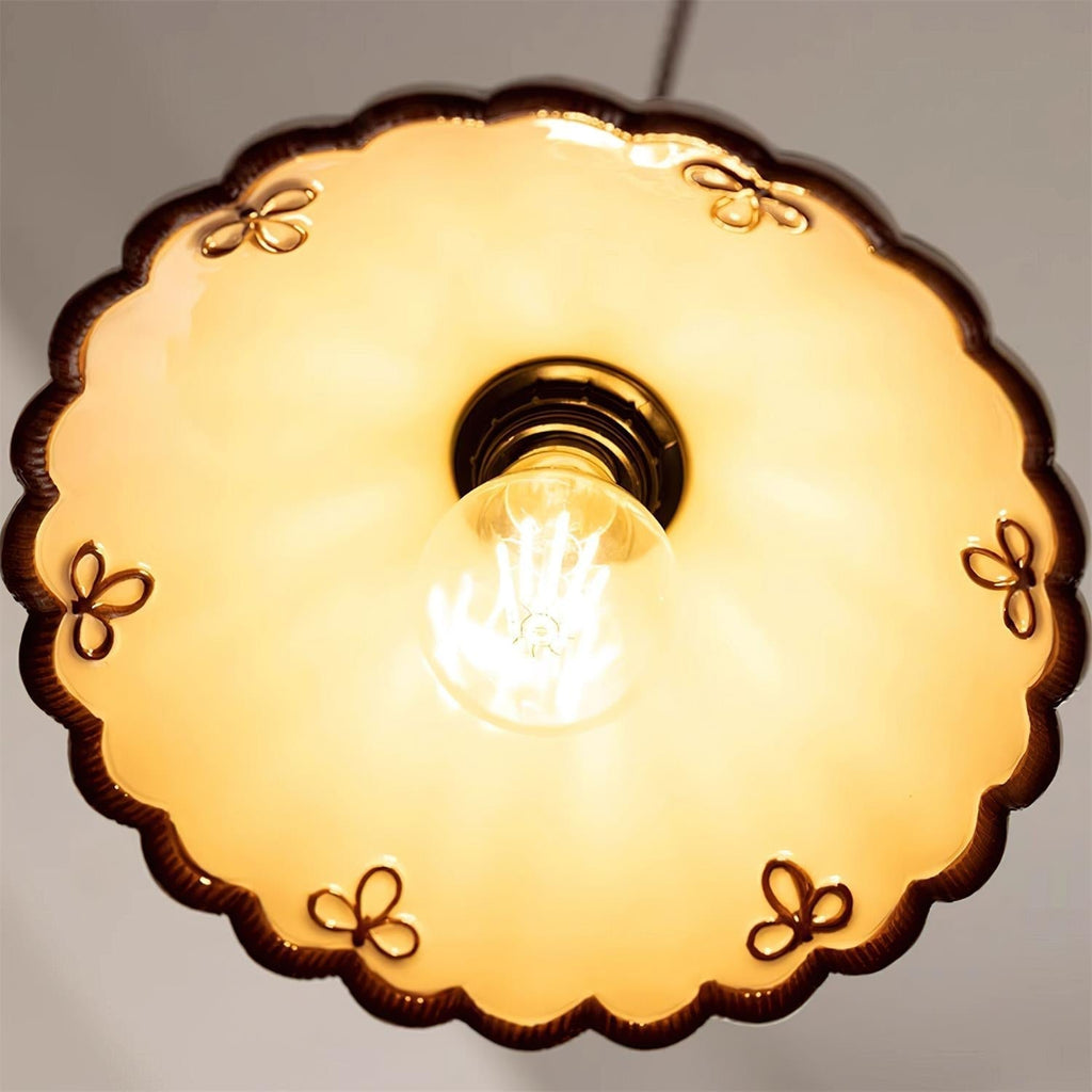 Retro Ceramic Pendant Light with Wavy Rim, E27