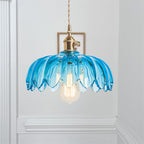 Vintage lampa wisząca z szklanym kloszem w kształcie tulipana i oprawą z polerowanego mosiądzu