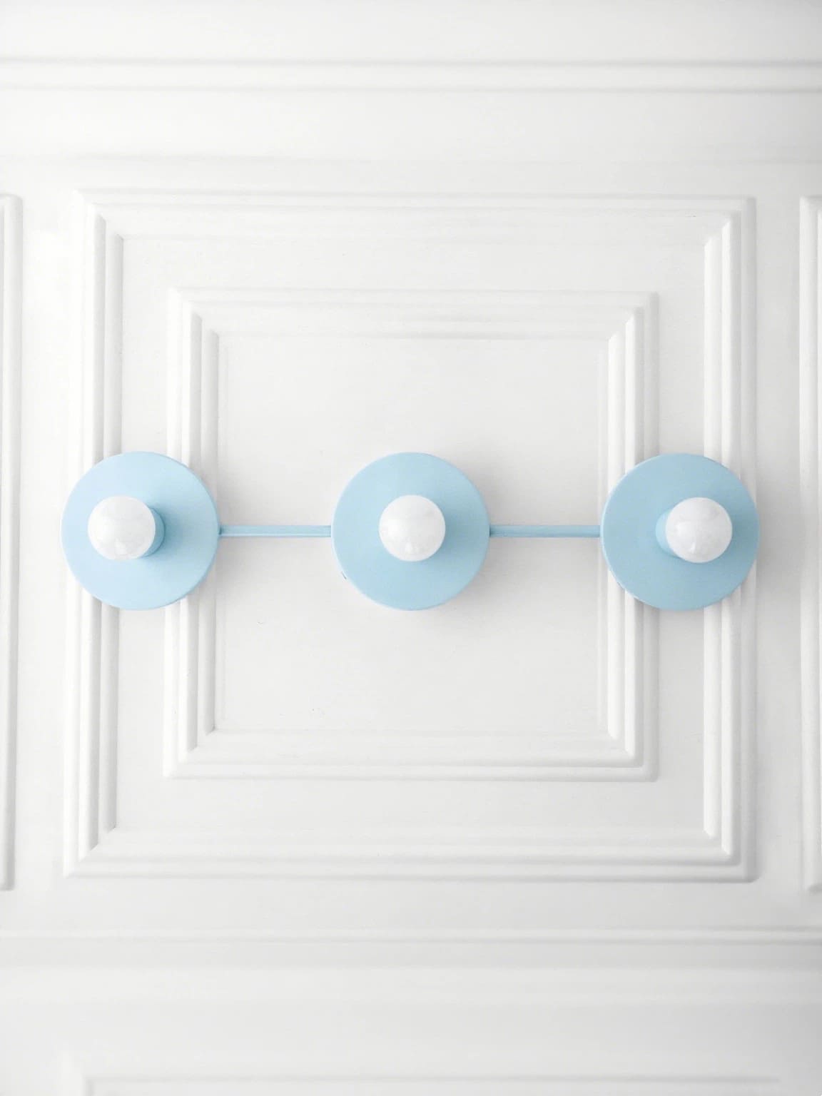 Minimalist 3-Light Wall Light, 55.9cm Wide, Eight Colours
