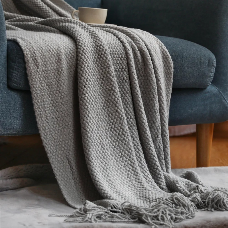 Knitted Acrylic Throw with Tassels, 127 x 172 and 130 x 220 cm