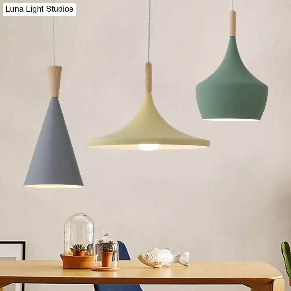 Geometric Metal Pendant Light with Adjustable 150 cm Chain