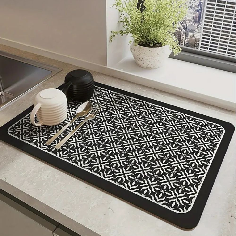 Absorbent Dish Drying Mat with Geometric Tile Pattern