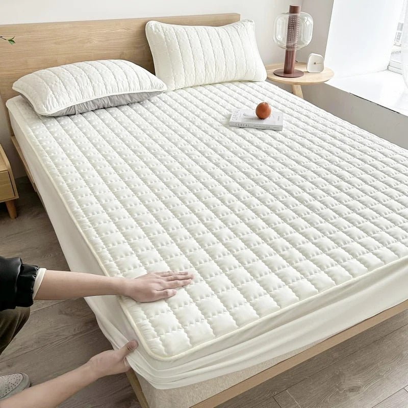 Breathable Mattress Protector, Washable, Fits up to 30cm Depth