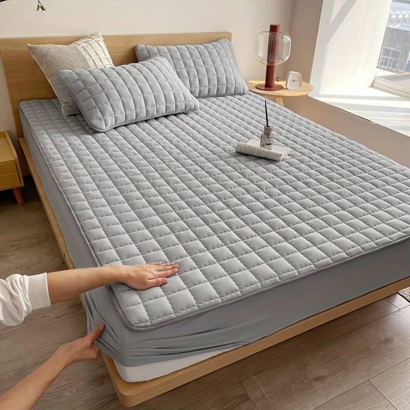 Breathable Mattress Protector, Washable, Fits up to 30cm Depth
