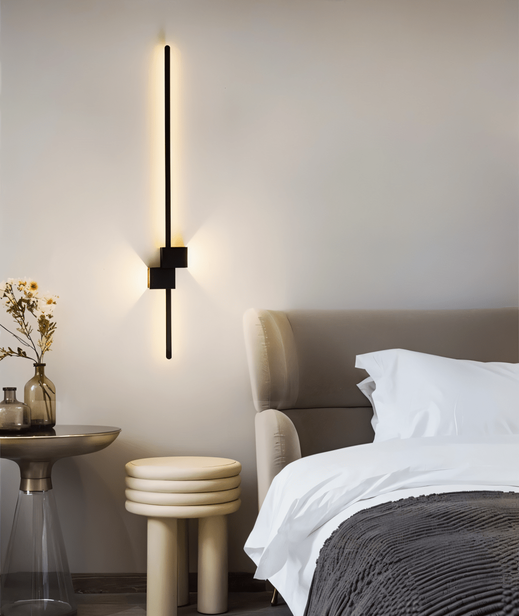Minimalist Linear LED Wall Light with Indirect Glow, 62 cm
