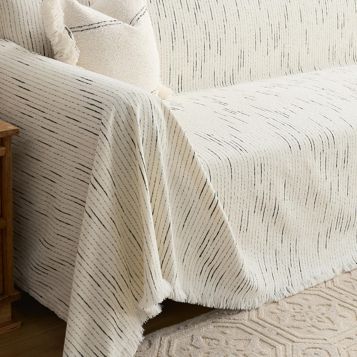 Striped Jacquard Sofa Throw with Tassel Edging