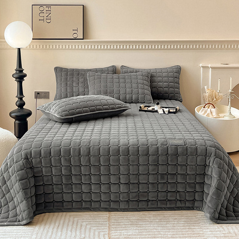 Checked Quilted Bedspread with Optional Pillowcases