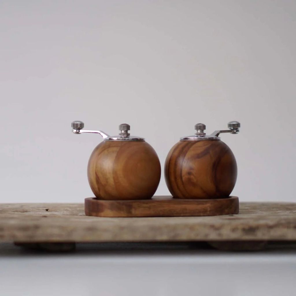 Wooden Salt and Pepper Mill Set with Stand and S/P Marks