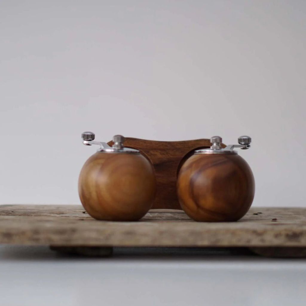 Wooden Salt and Pepper Mill Set with Stand and S/P Marks