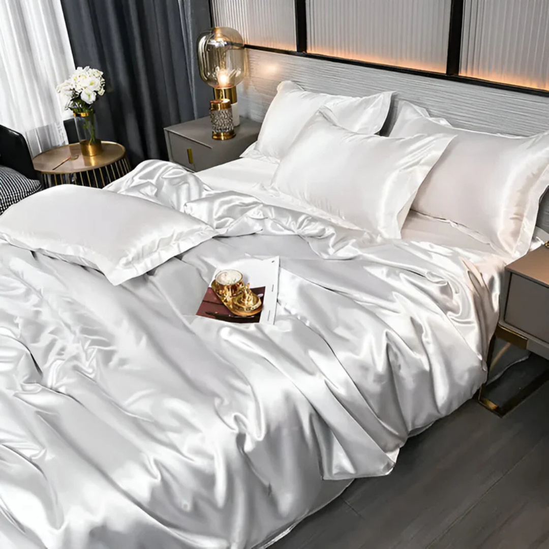 Silk-Look Duvet Cover Set with Pillowcases, 4 Sizes