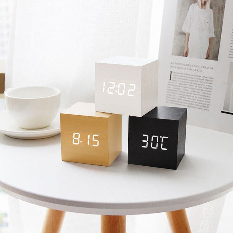 LED Cube Alarm Clock with Wood-Effect Finish, 6 cm