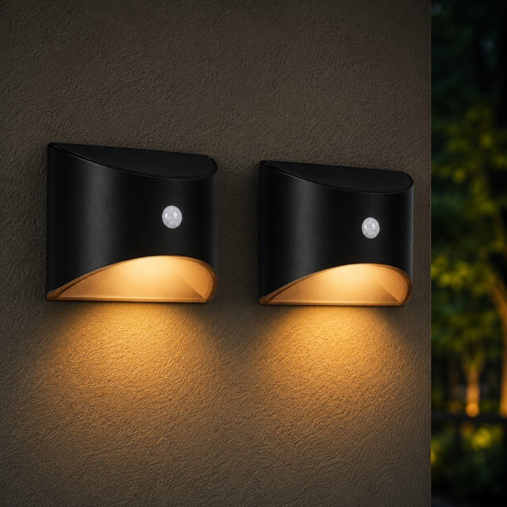 Solar Outdoor Wall Light with PIR Motion Sensor and IP65 Rating