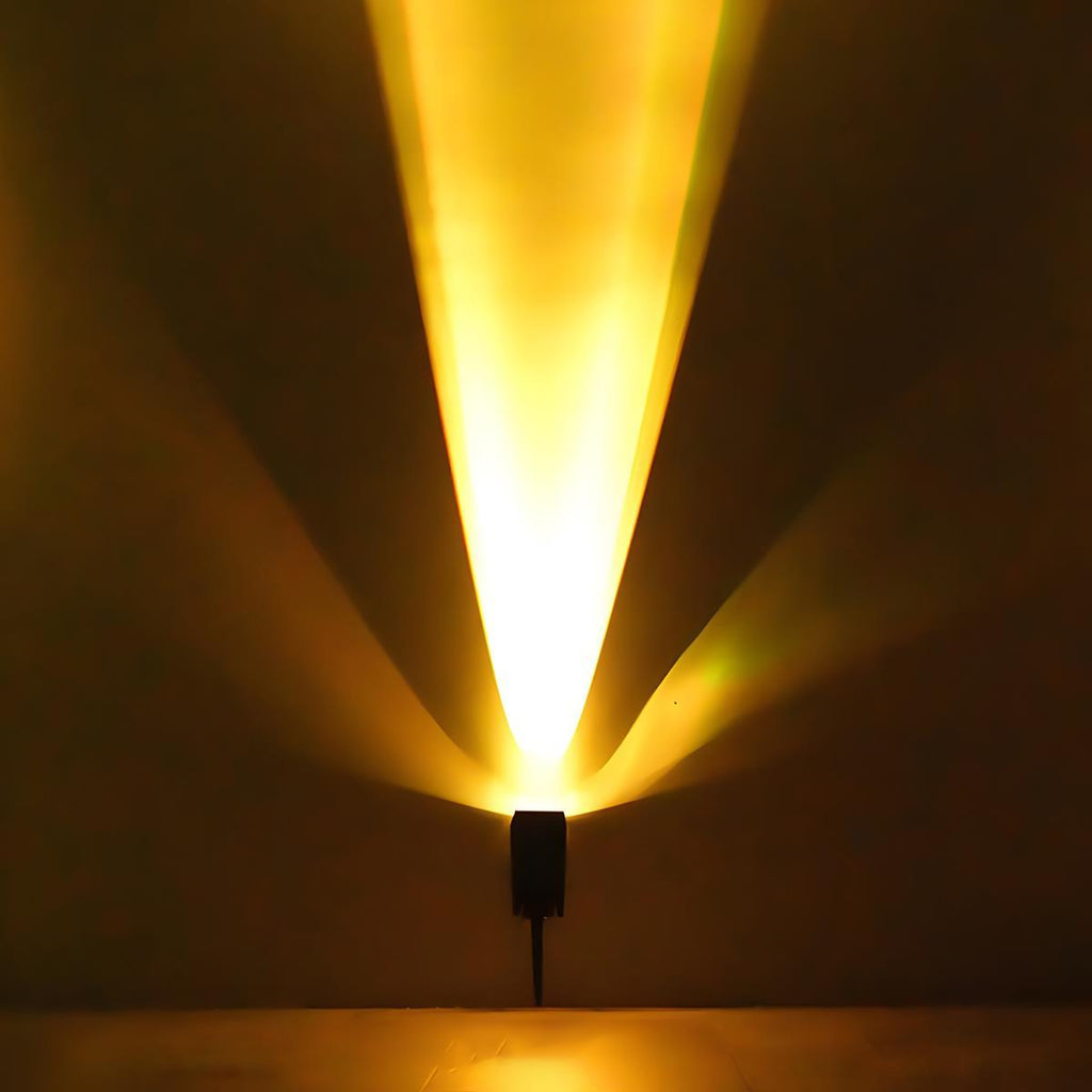 Solar Garden Spike Light with Adjustable Zoom Spotlight