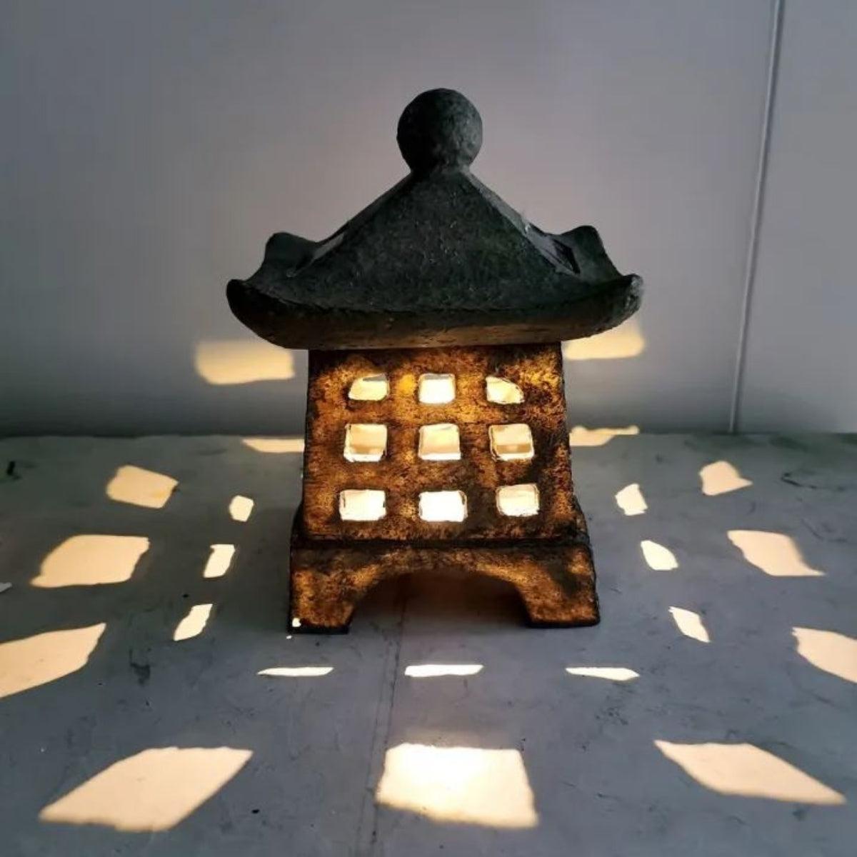 Solar Pagoda Garden Light with Integrated LED, Resin