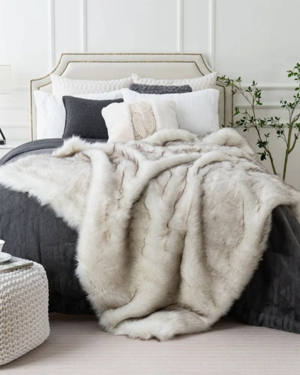Faux Fur Throw 150x200cm, Soft Blanket for Sofa or Bed