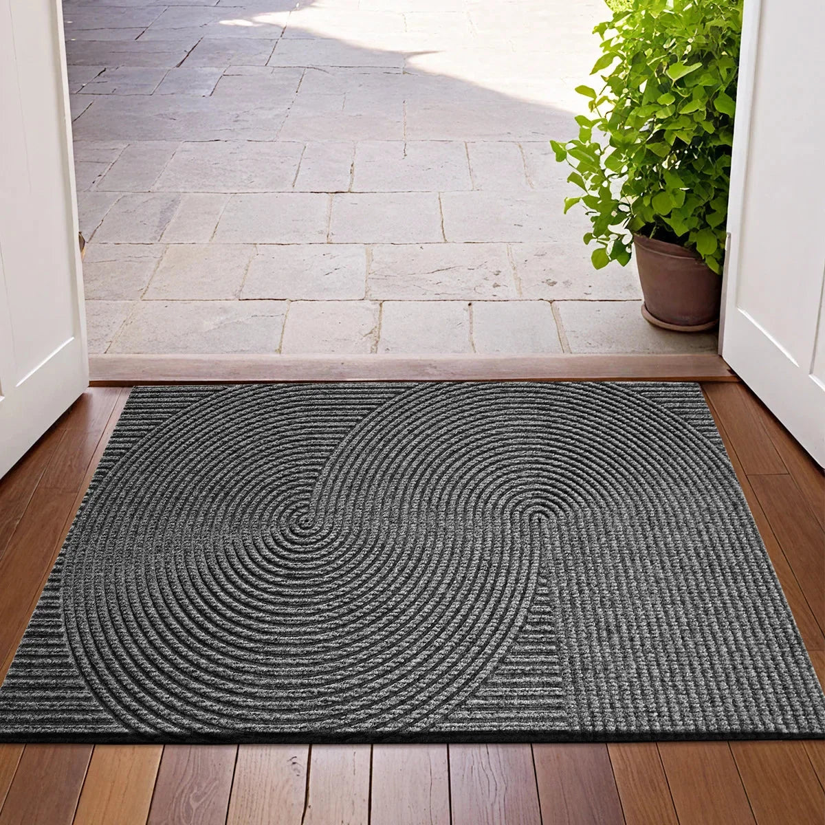 Grooved Anti-Slip Doormat for Indoor and Outdoor Use