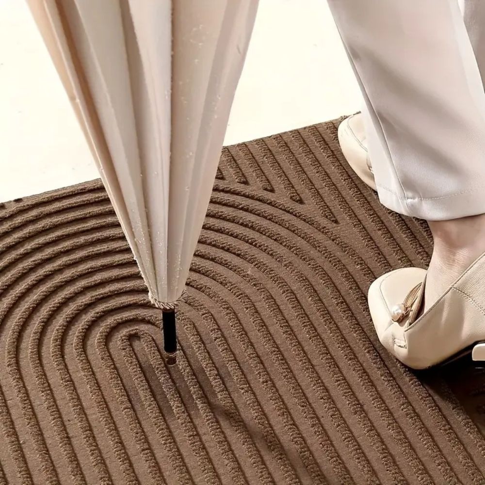 Ribbed PVC Doormat with Geometric Arch Pattern