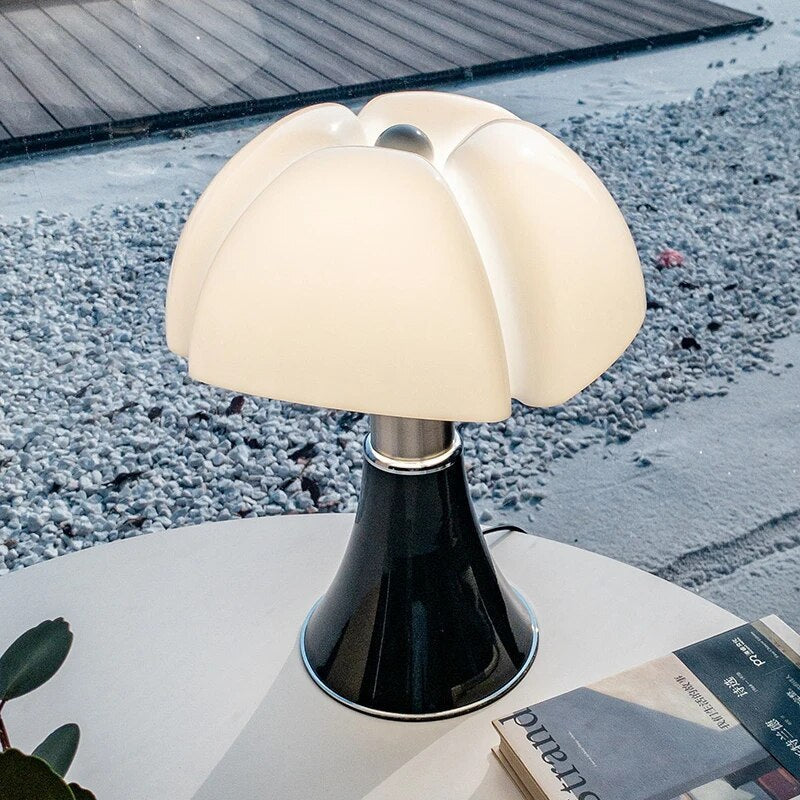 Flower-Shaped Table Lamp, Dimmable LED with Touch Control